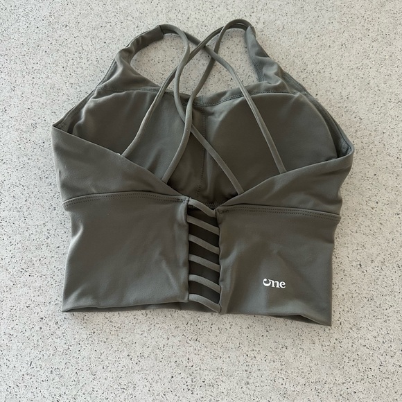 Sports bra - Picture 2 of 3